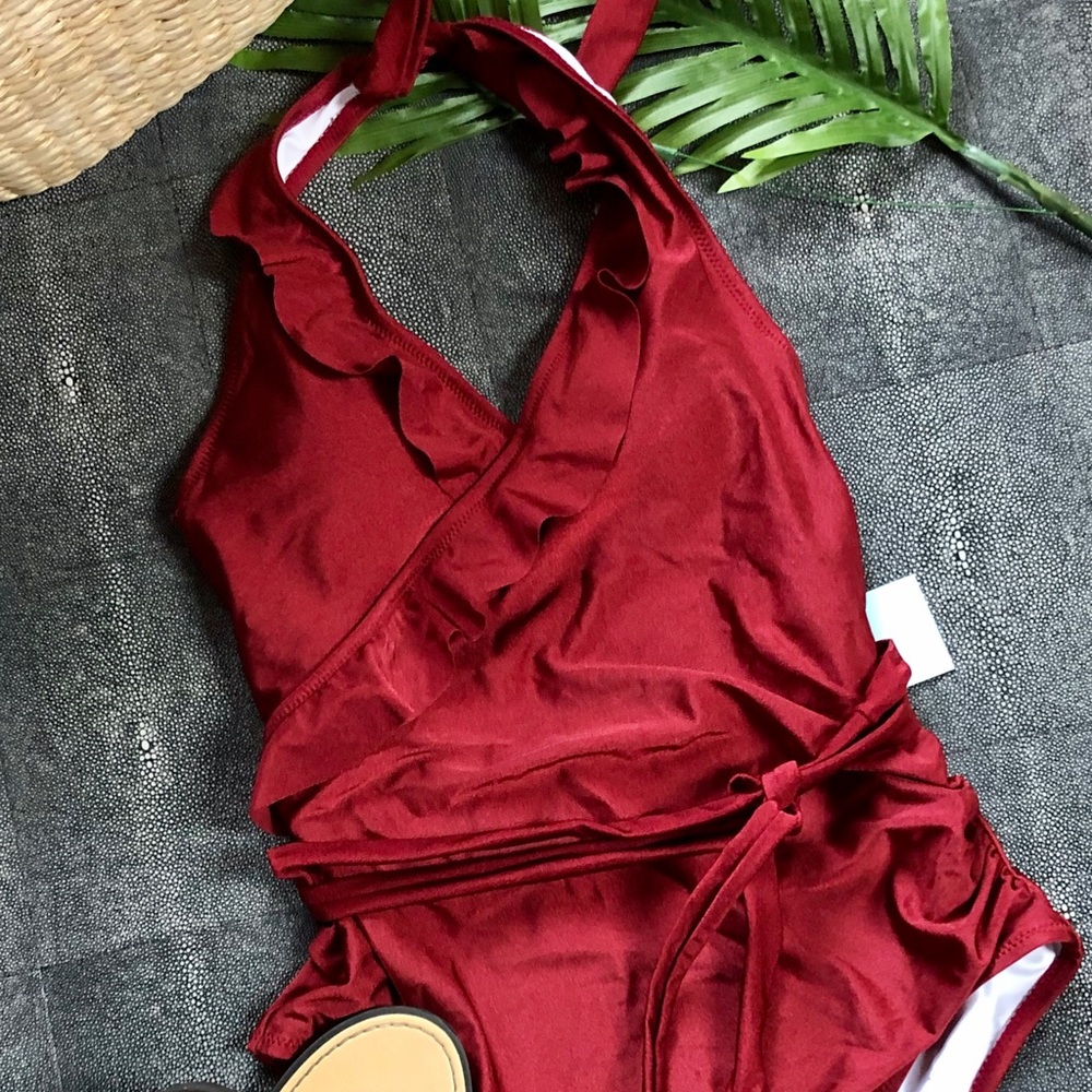 Cupshe NWT maroon ruffle faux wrap swimsuit belt